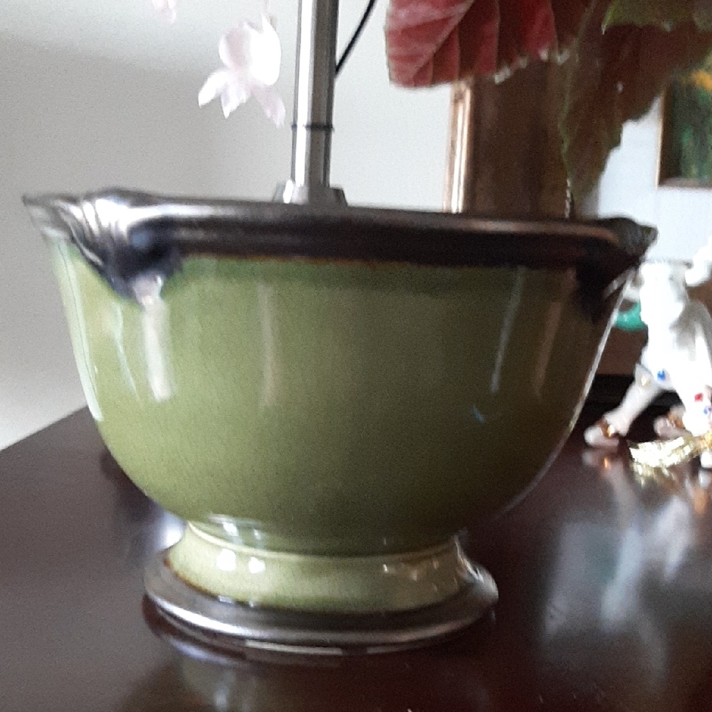 Keridesign Pedestal Bowl